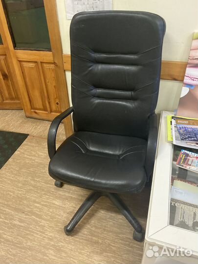 Компьютерное кресло