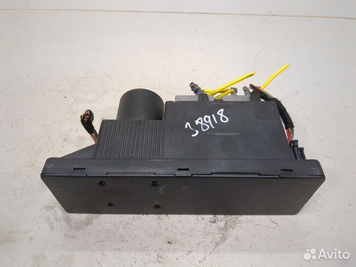 Компрессор центрального замка Mercedes E W210, 2001