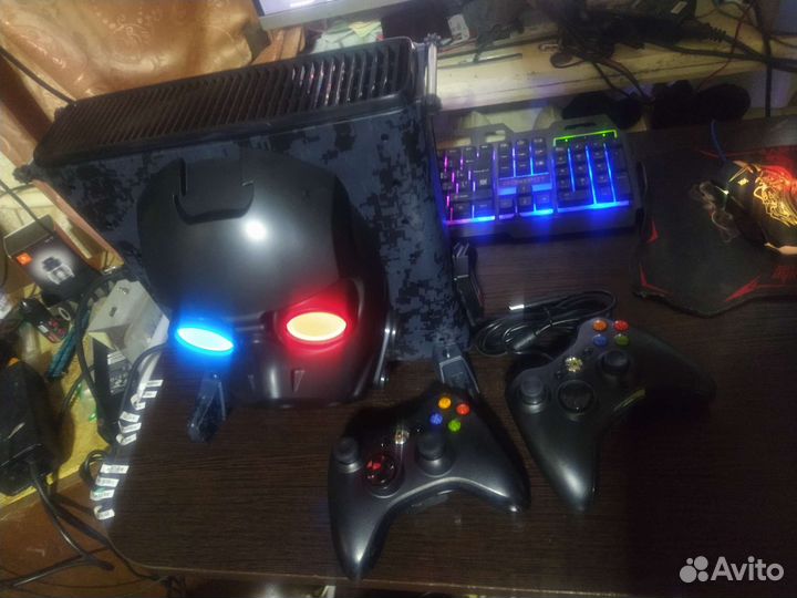 Xbox 360 slim фрибут,320Gb,2дж +корпус