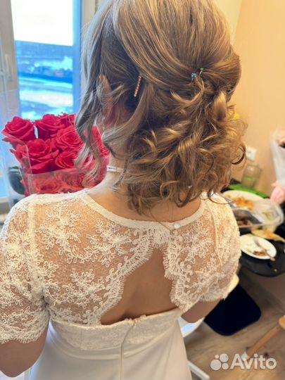 Платье свадебное 48