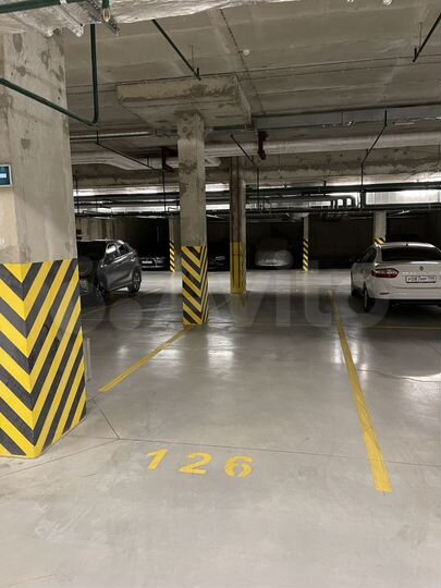 Машиноместо, 13 м²