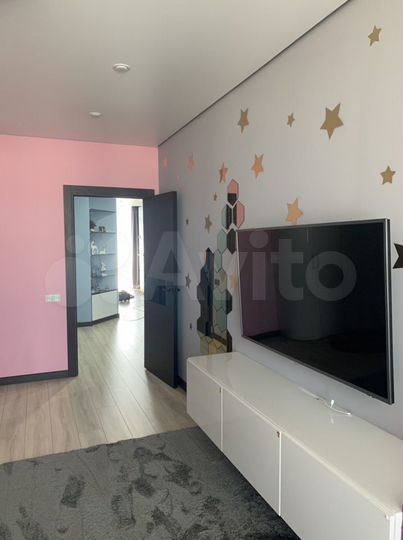 2-к. квартира, 70 м², 5/5 эт.