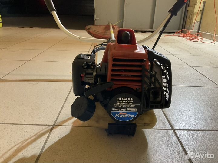 Бензотриммер hitachi