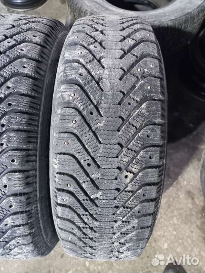 Goodyear UltraGrip 500 225/65 R17