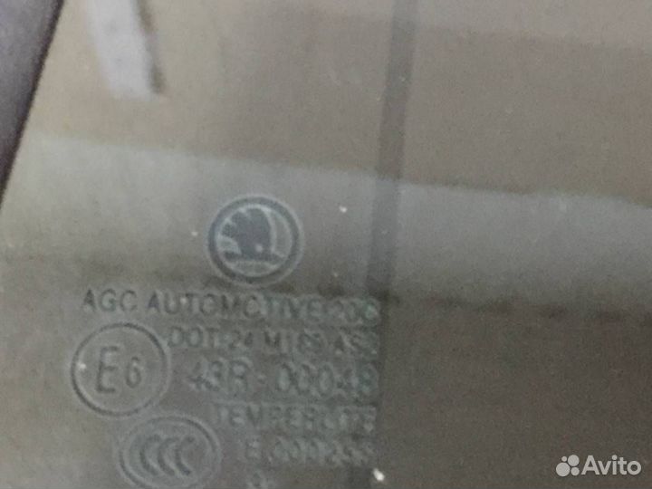 Стекло двери задней левой форточка Skoda Octavia A7 2013