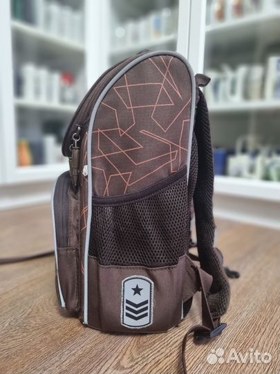 Рюкзак школьный для мальчика grizzly