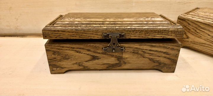 Шкатулка из дуба