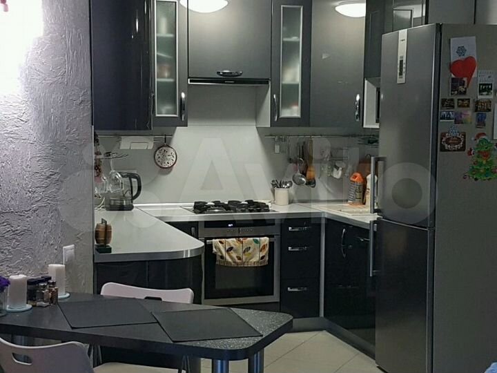 2-к. квартира, 55 м², 3/9 эт.