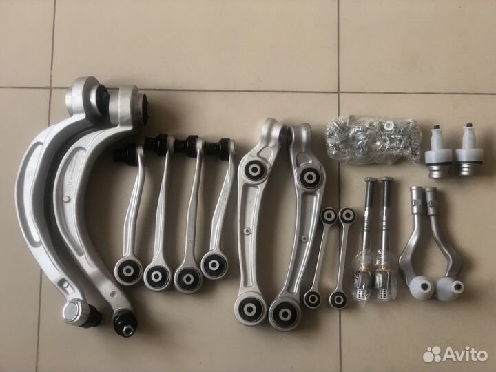 Комплект передних рычагов Audi a4 a5 q5
