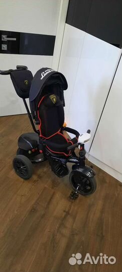 Automobile Lamborghini