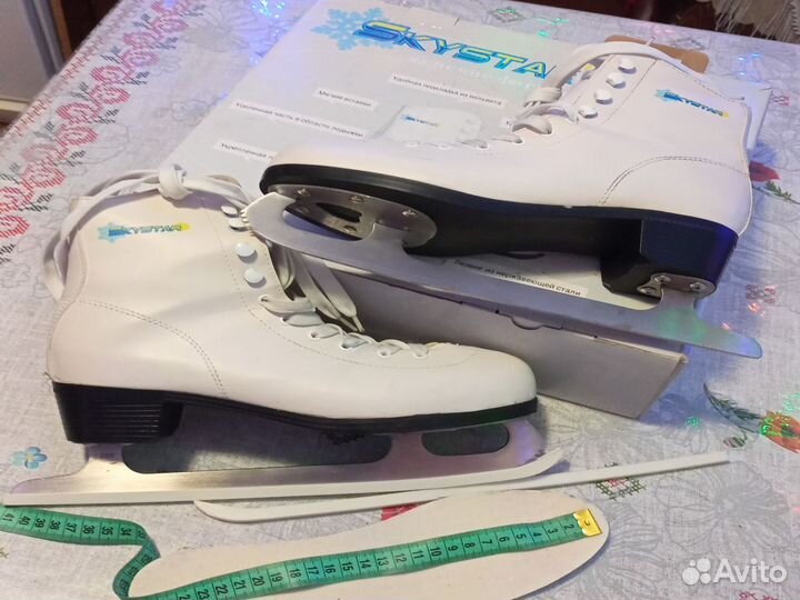 Коньки фигурные р.41 б/у