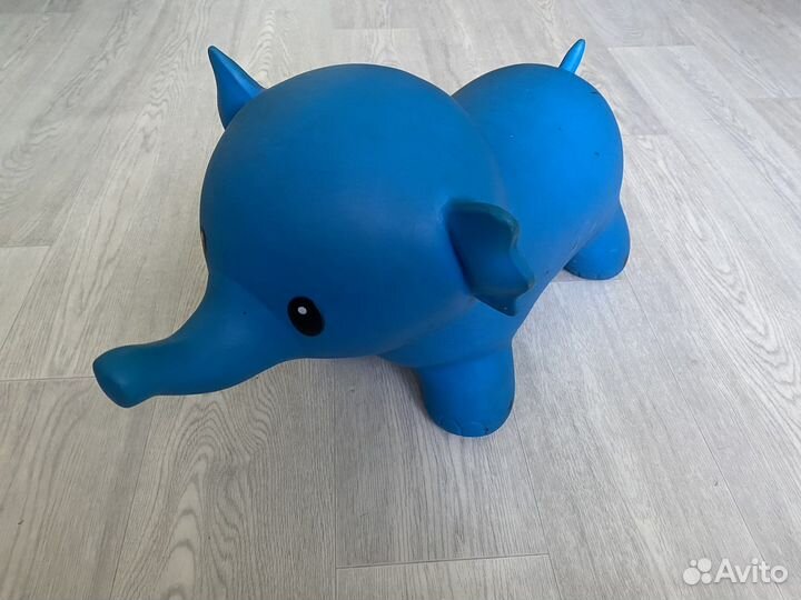 Игрушка попрыгун. Слон