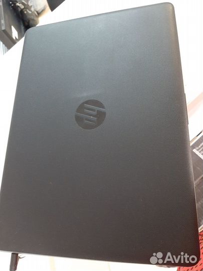 Ноутбук hp 14-bs000ur