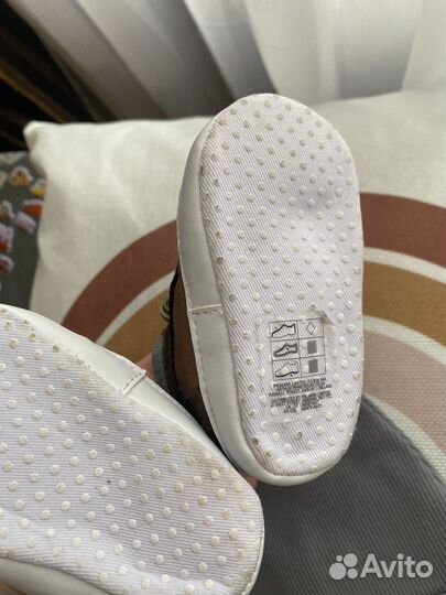 Шапочка Zara 3-6 мес /пинетки