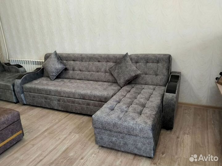 Диван угловой в наличии