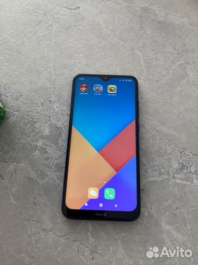 Xiaomi Redmi 8, 3/32 ГБ
