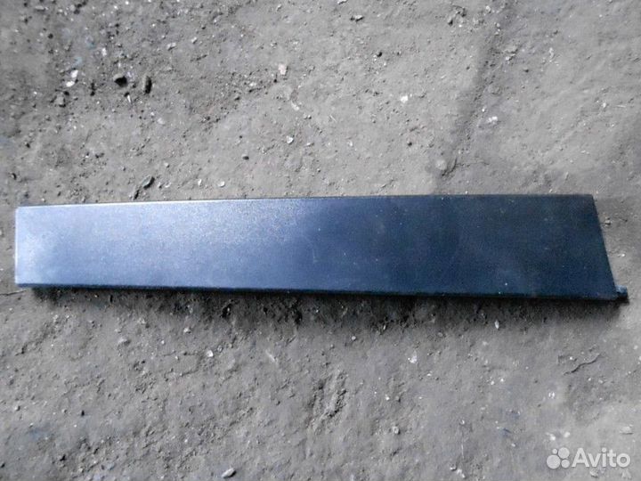 Накладка двери задней левой Ford Focus 2 2005-2008