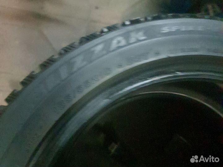 Bridgestone Blizzak Spike-01 185/55 R16 83T