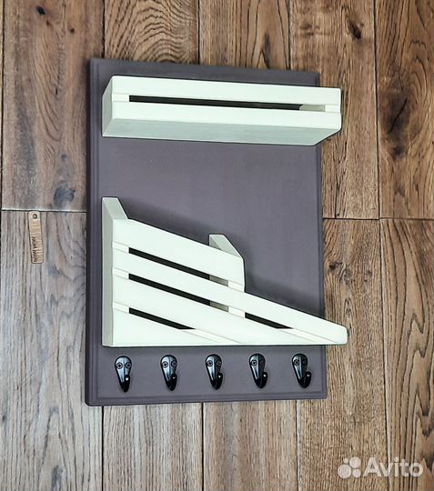 Ключница настенная из дерева