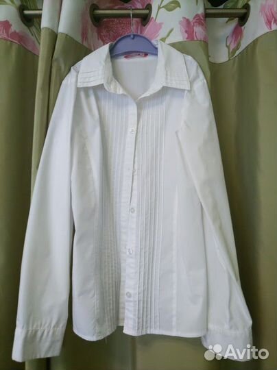 Школьная блузка новая 146-152