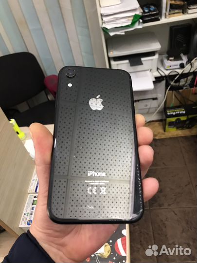iPhone Xr, 128 ГБ