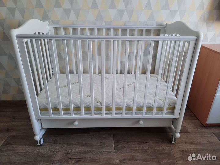 Детская кроватка Гандылян и матрасик