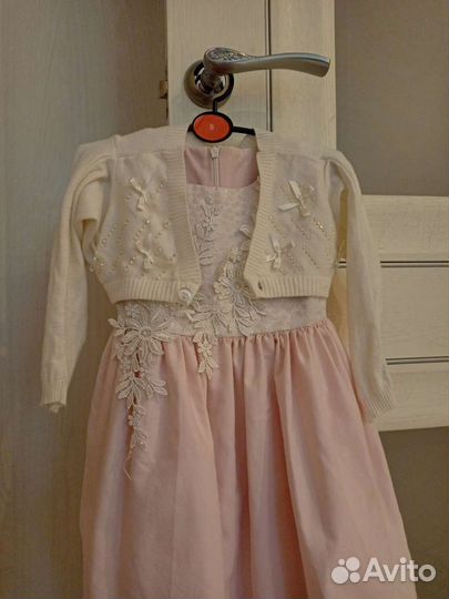 Платье для девочки новое
