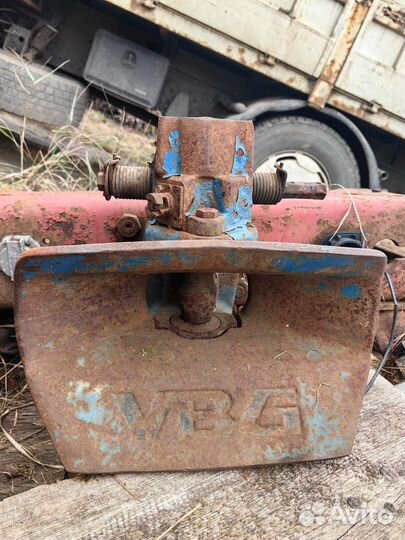 Траверса с фаркопом