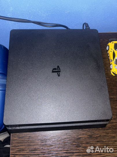 Ps4 slim 1tb