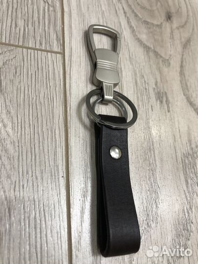 Брелок, ключница, на ключи, брелки на сумку,ремень