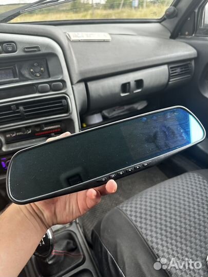 Видеорегистратор зеркальный