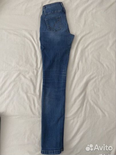 Джинсы женские