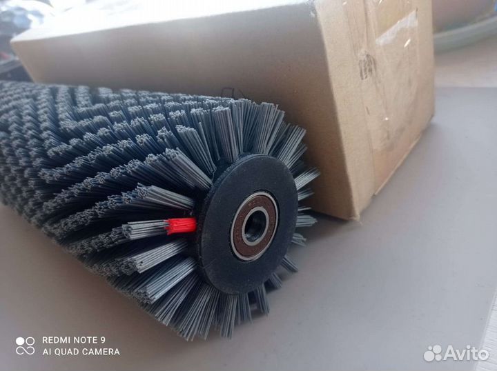 5.762-126.0 Цилиндрическая щетка жесткая, 320 мм