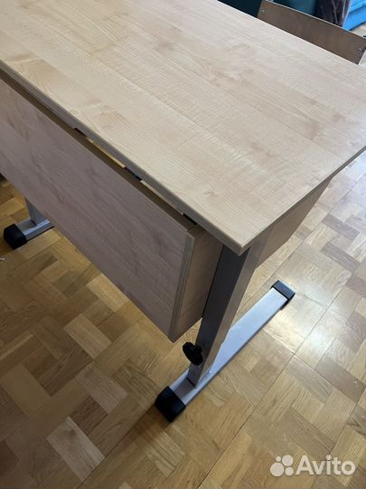 Комплект правильная осанка : парта и стул