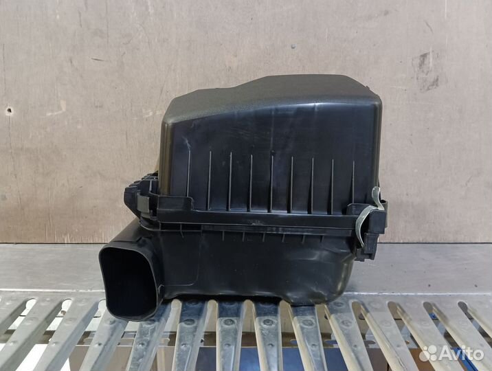 Корпус воздушного фильтра Corolla 10 Е150