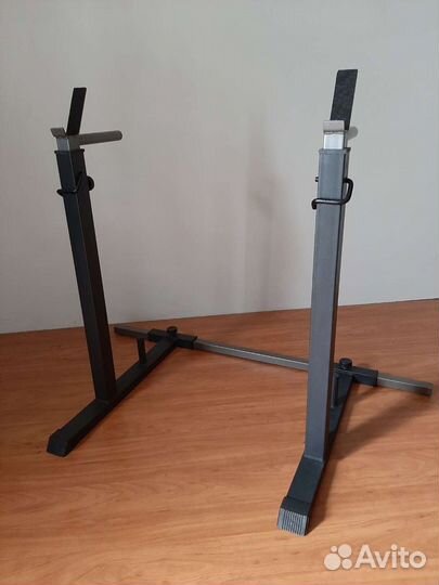 Стойки для штанги