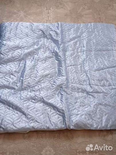 Продам одеяло на выписку