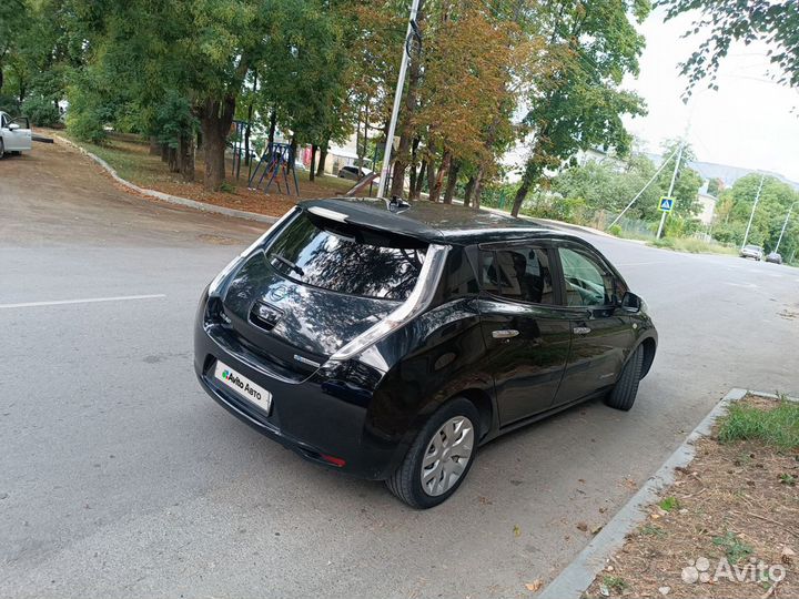 Nissan Leaf AT, 2014, 127 200 км