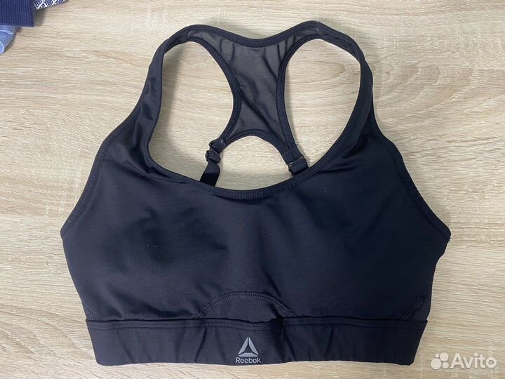 Спортивный топ reebok xs 40