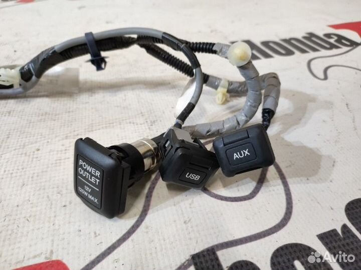 Разъем AUX Honda Civic 5D 8 FK R18A2 2011