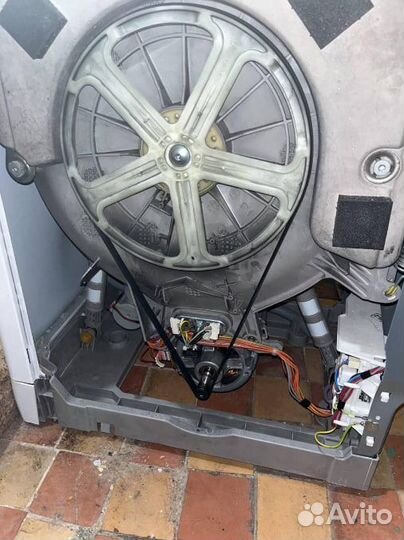 Ремонт стиральных машин и холодильников