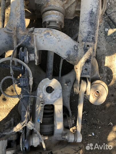 Задний привод е53