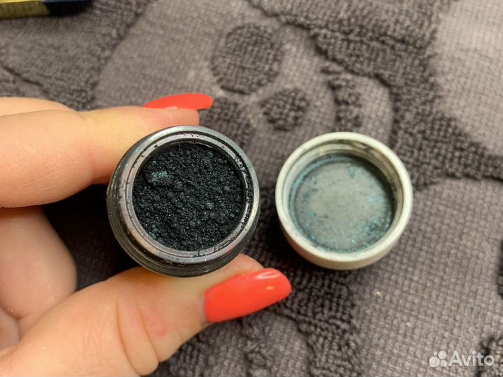 Тени для век