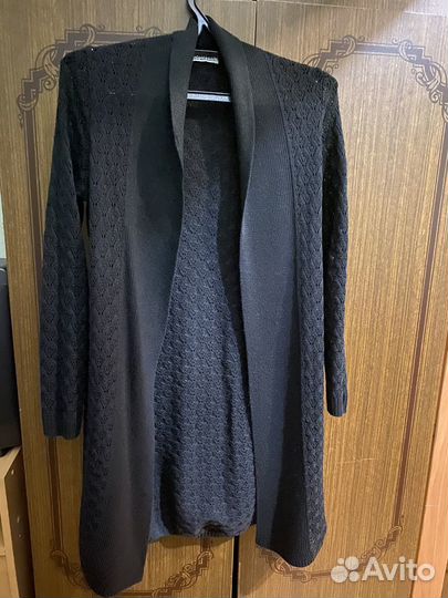 Вязаный женский кардиган длинный
