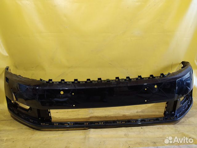 Бампер передний VW Passat B7 Фольксваген пассат