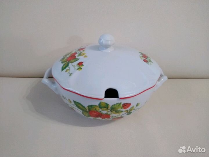 Сервиз столовый Чехия. Новый