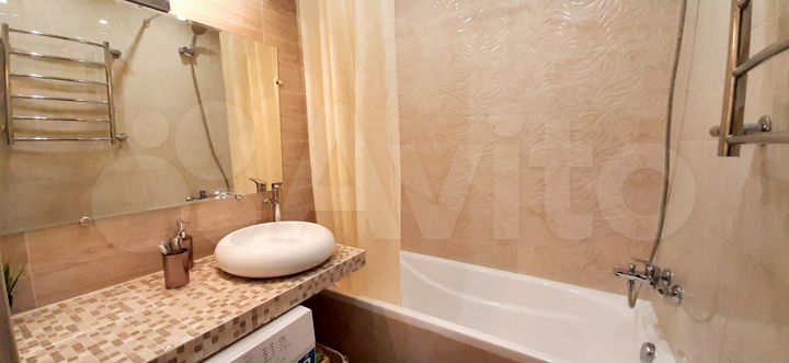 2-к. квартира, 66,1 м², 12/16 эт.