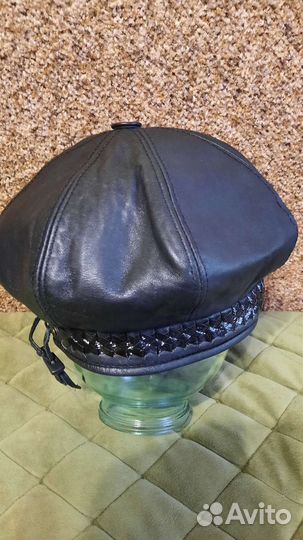 Берет женский кожаный
