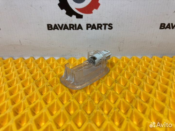 Плафон бардачка Mercedes S W221 3.5 M272 2009