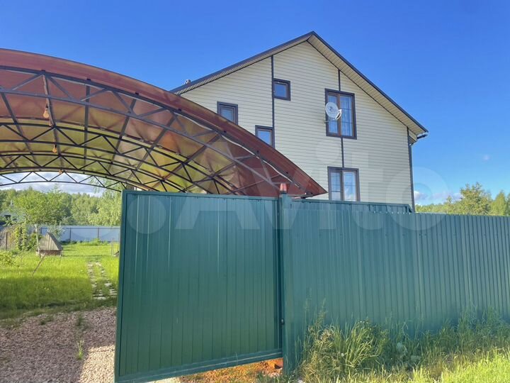 Дача 180 м² на участке 9 сот.